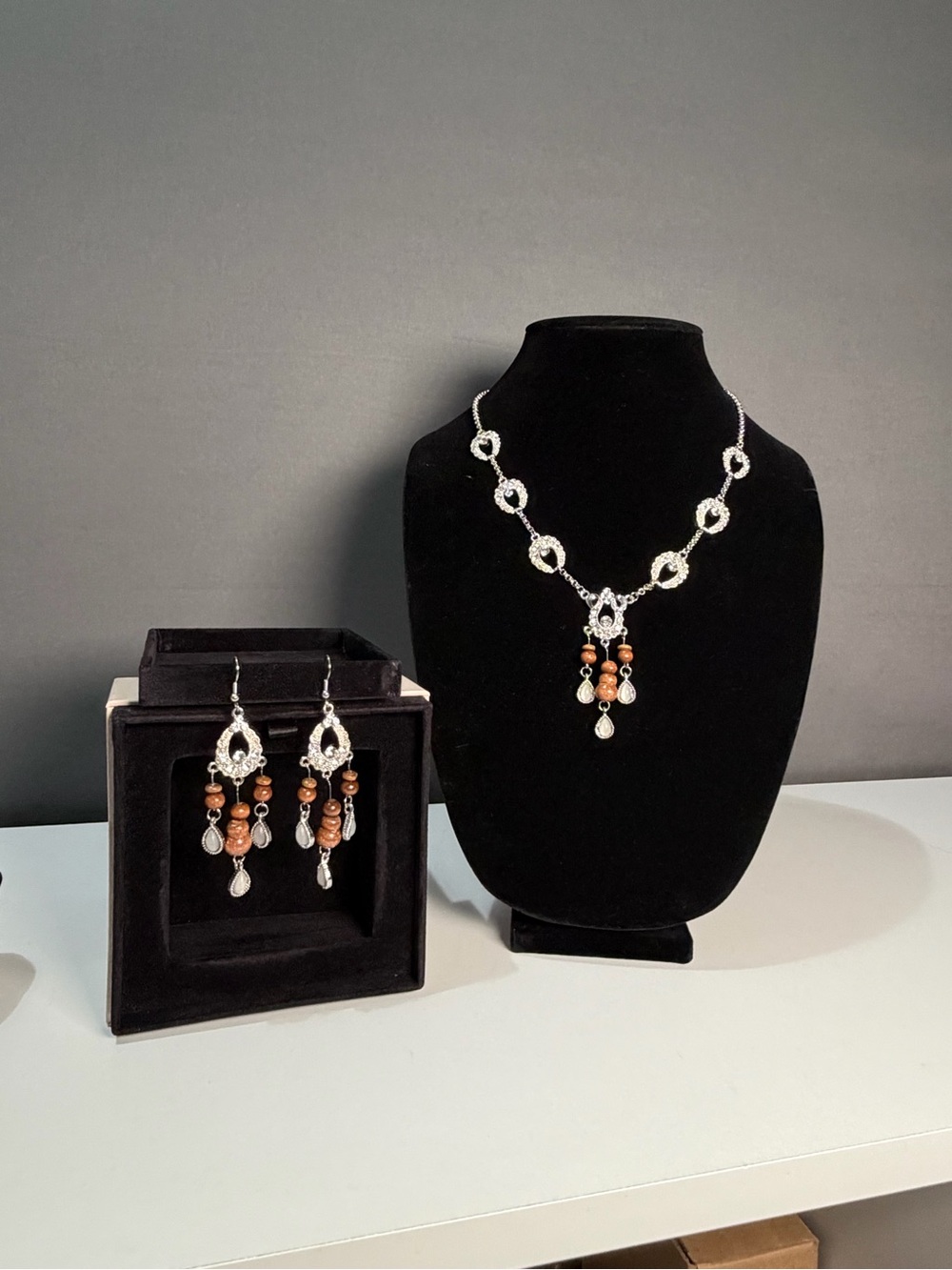 Elegant Brown Bead and Silver Pendant Necklace with Matching Earrings